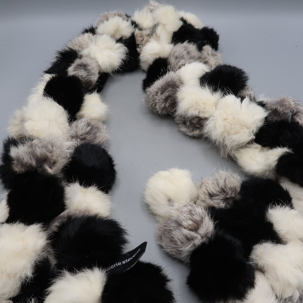 Women's Valerie Stevens Gray White Rabbit Fur Pom Pom Scarf Wrap Made in Italy